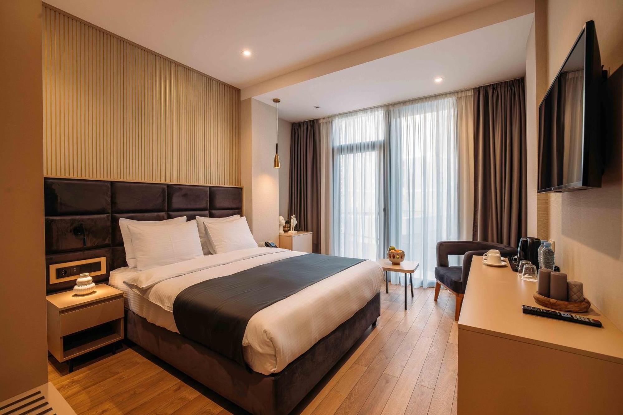 Hotel Monday By Dnt Group 第比利斯 外观 照片